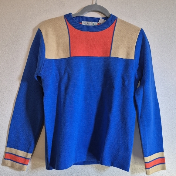 Snow country Sweaters - Vintage Colorblock Crew Neck Sweater - Blue, Red, and Tan
